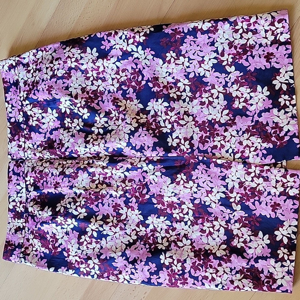 Floral Pink and Purple Skirt - Picture 2 of 4